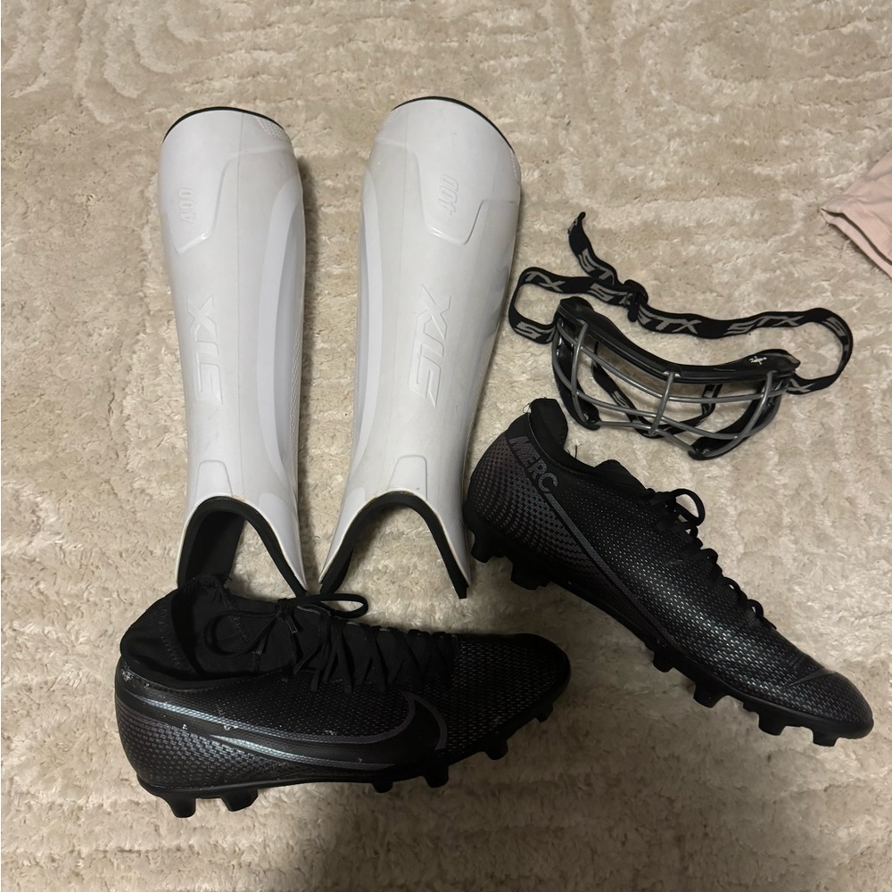 Field Hockey Gear - Goggles, Shin Guards, Cleats